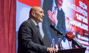 İzmir Büyükşehir Belediye Başkanı Tunç Soyer