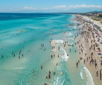 Çeşme kalabalık plajlar